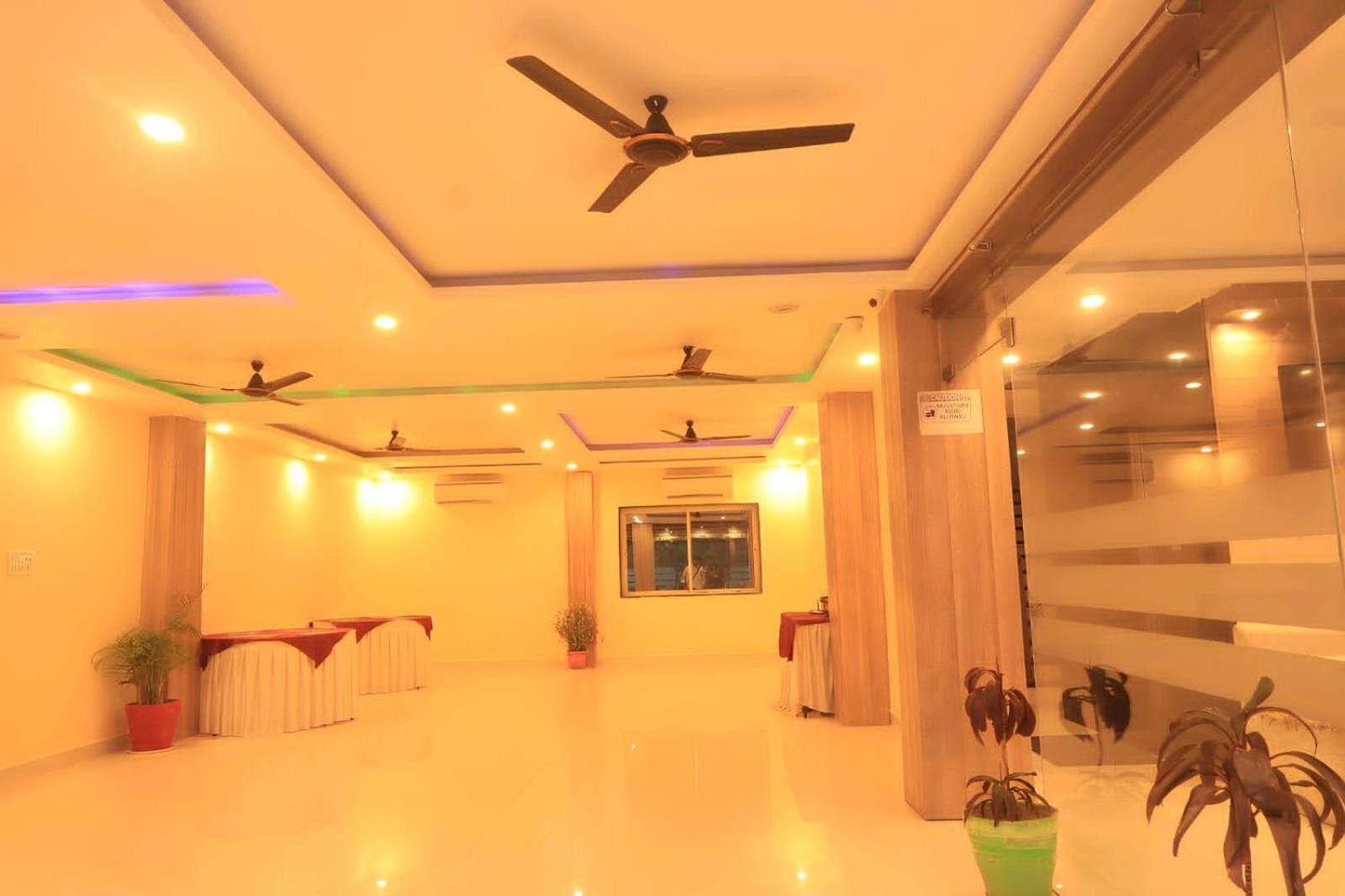 Hotel R K Palace Bhopal Exterior foto